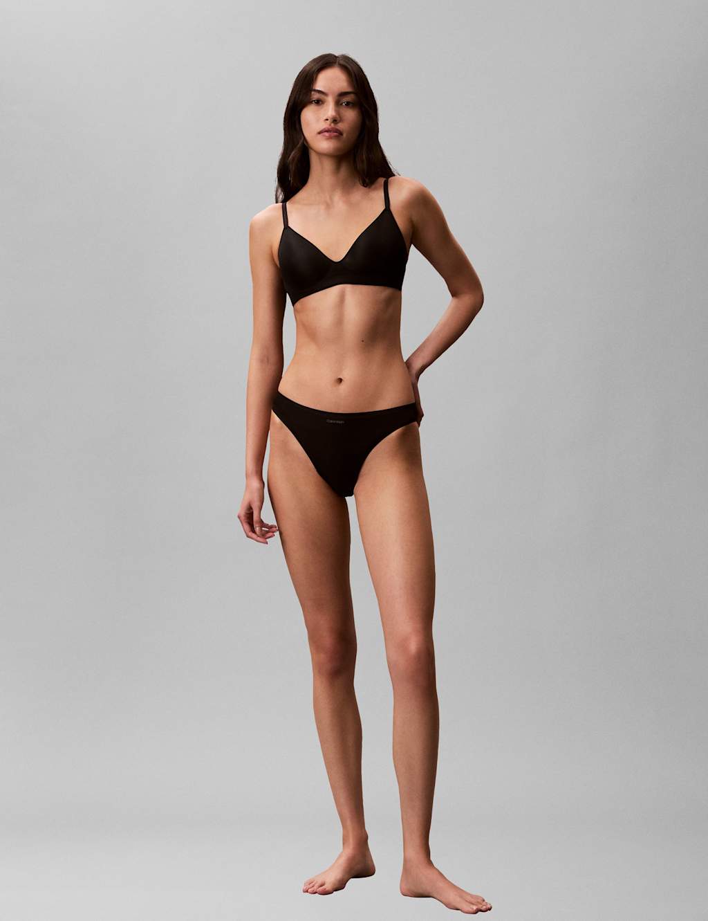 Calvin Klein Women's Lightly Lined Wirefree Bra - Perfectly Fit Ultralight - 36C - Black - Available at M&S