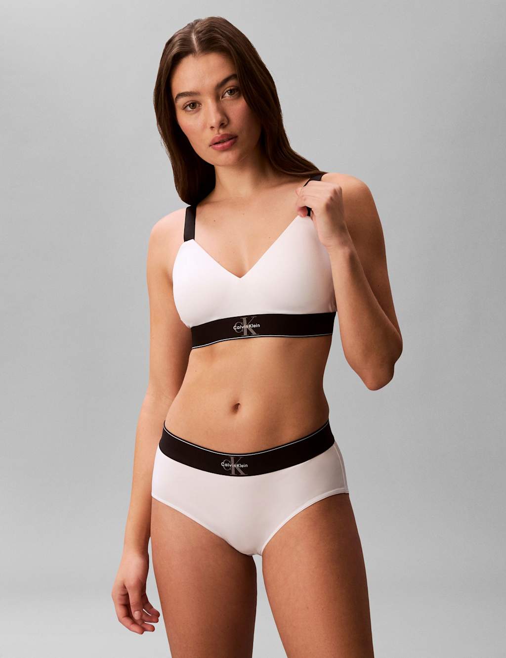 Calvin Klein Women's Lightly Lined Non Wired Bralette (XS-3XL) - XX Large - White - Available at M&S