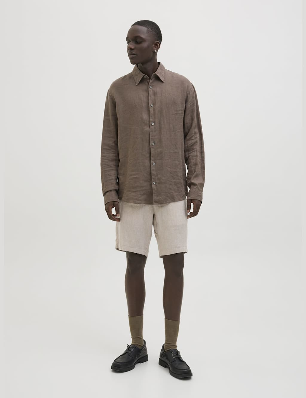 Slim Fit Linen Rich Chino Shorts
