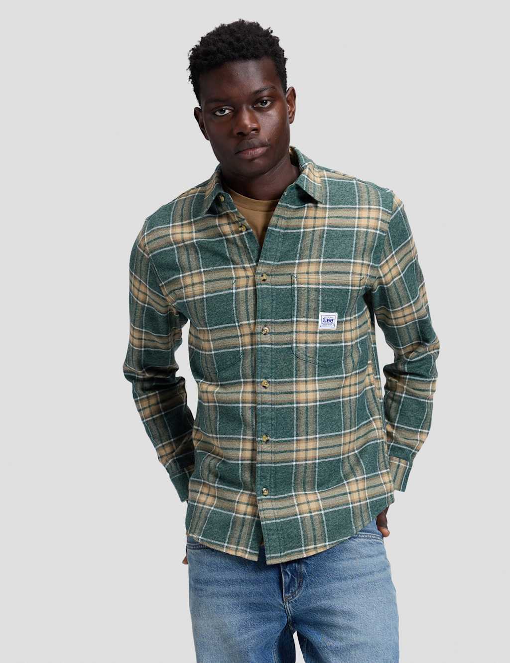 Lee Men's Relaxed Fit Pure Cotton Checked Workwear Shirt - M - Green - Available at M&S