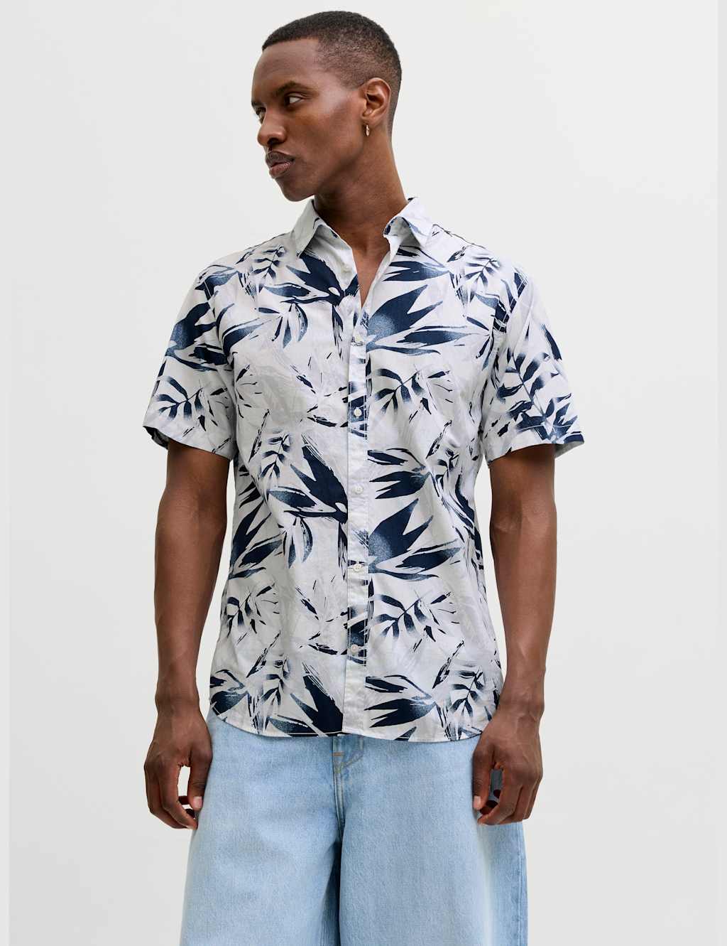Jack & Jones Men's Regular Fit Pure Cotton Short Sleeve Hawaiian Shirt - S - White Mix - Available at M&S