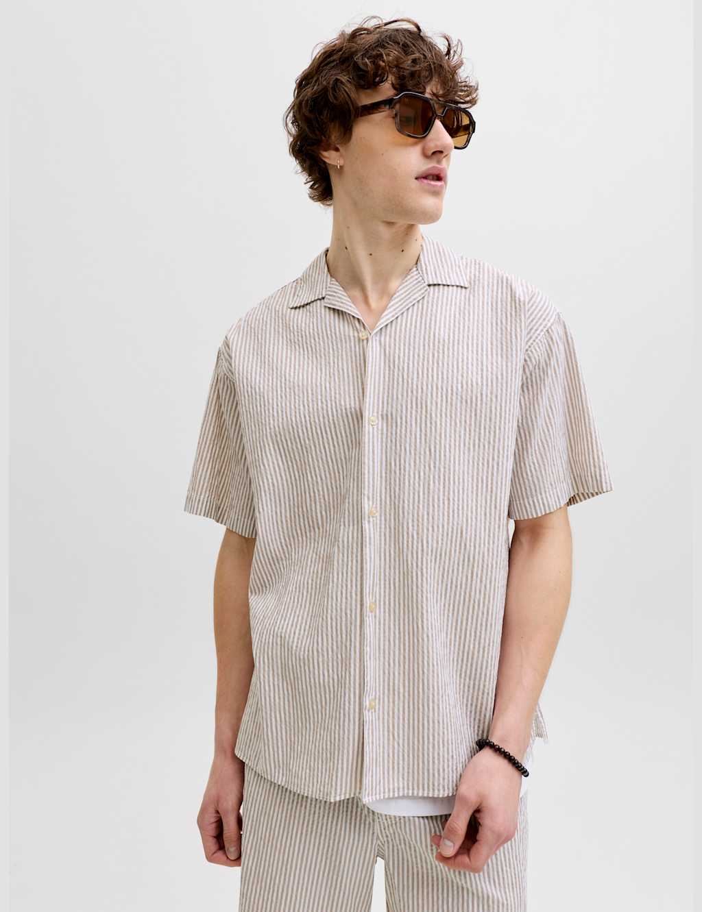 Jack & Jones Men's Regular Fit Seersucker Short Sleeve Shirt - XL - Cream Mix - Available at M&S