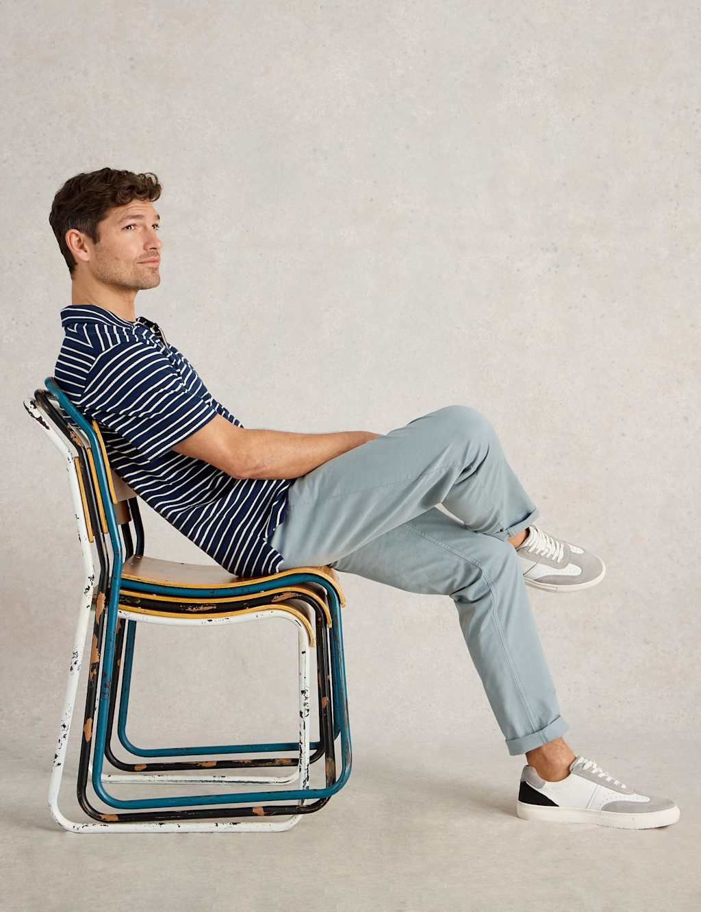 Regular Fit Chinos