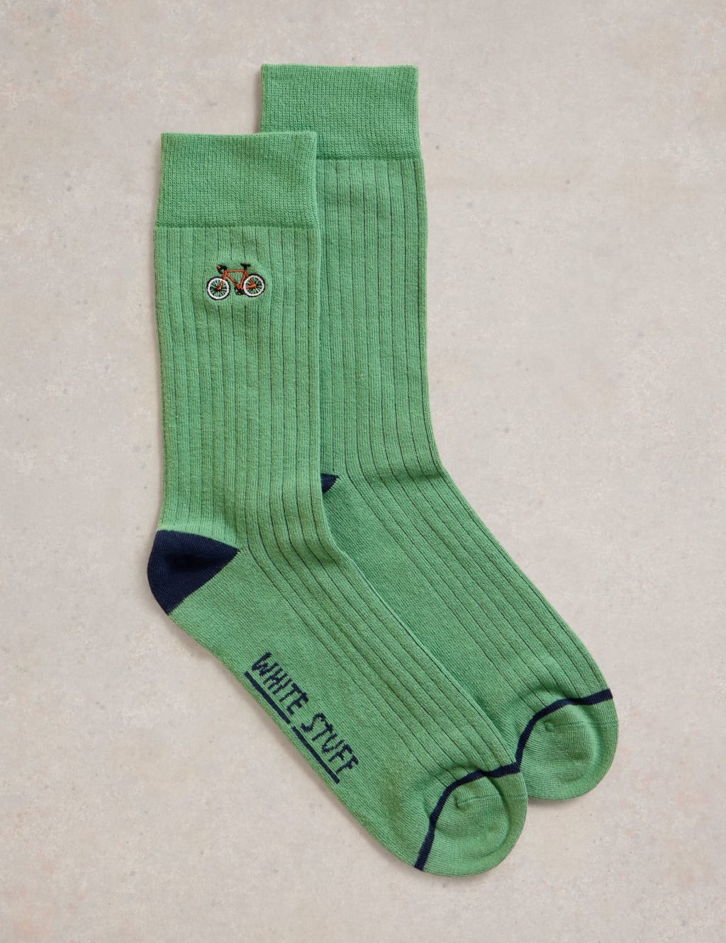Cotton Rich Embroidered Ribbed Ankle High Socks