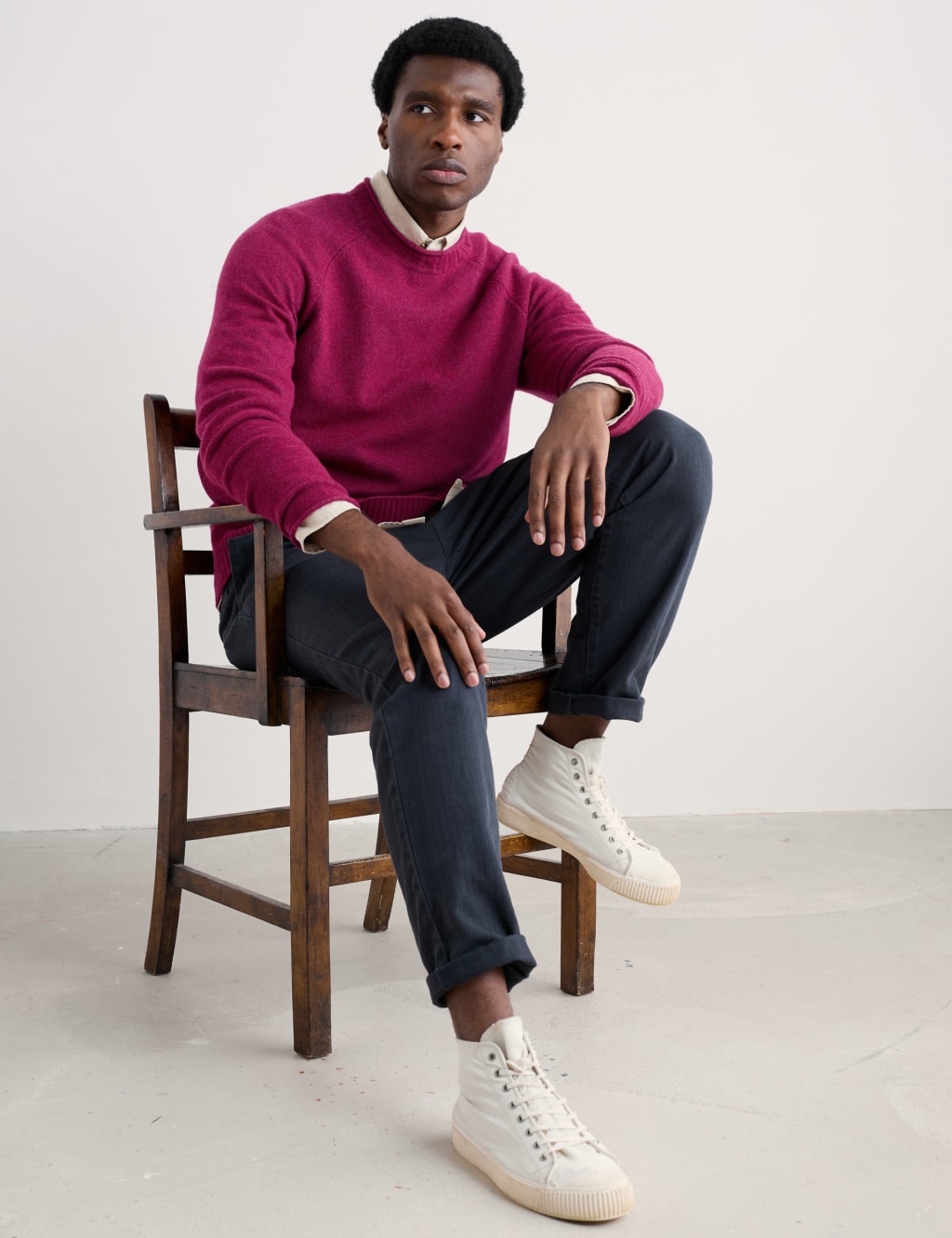 Lambswool Rich Crew Neck Raglan Jumper