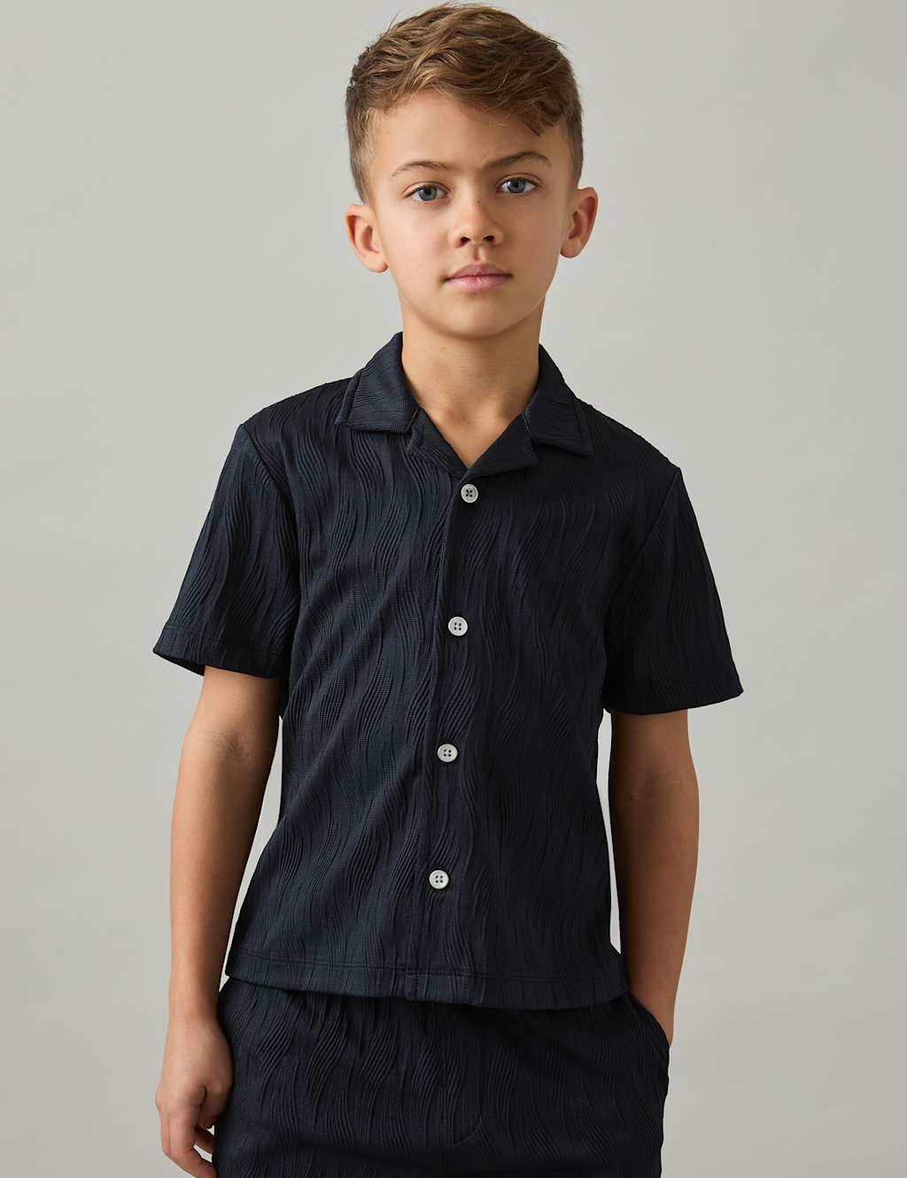 Reiss Boys Wave Textured Cuban Collar Shirt (3-14 Yrs) - 8-9 Y - Navy, Navy