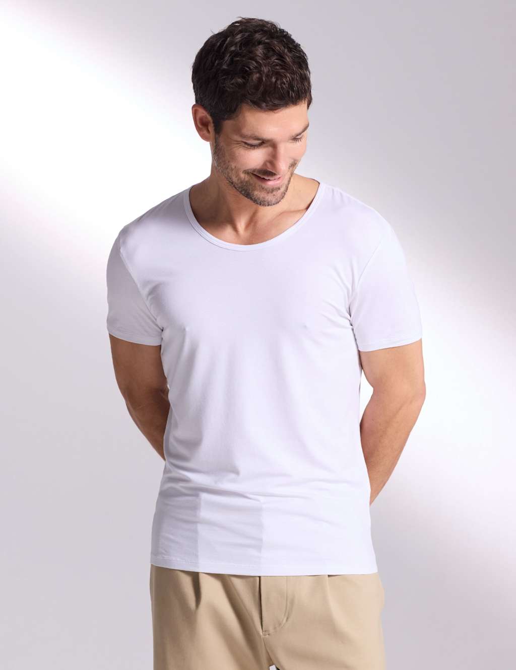 David Gandy Wellwear Men's Ultimate Cotton Modal Scoop Neck T-Shirt - L - White - Available at M&S