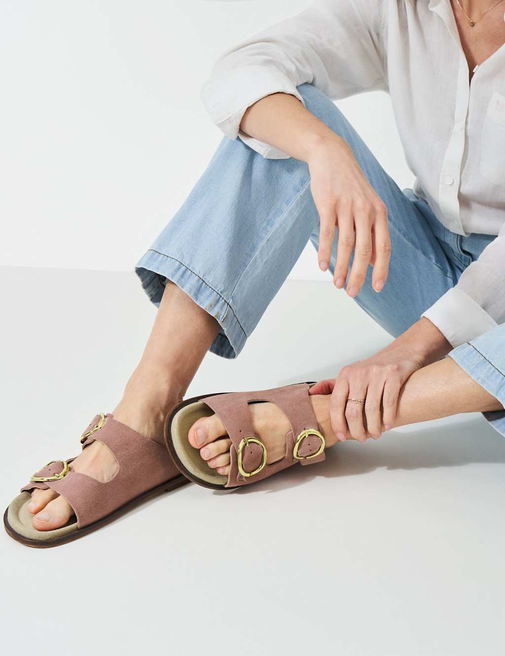 Suede Buckle Flat Sandals