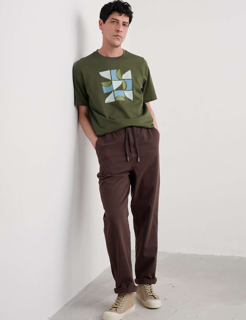 Seasalt Cornwall Regular Fit Pure Cotton Elasticated Waist Trousers Brown