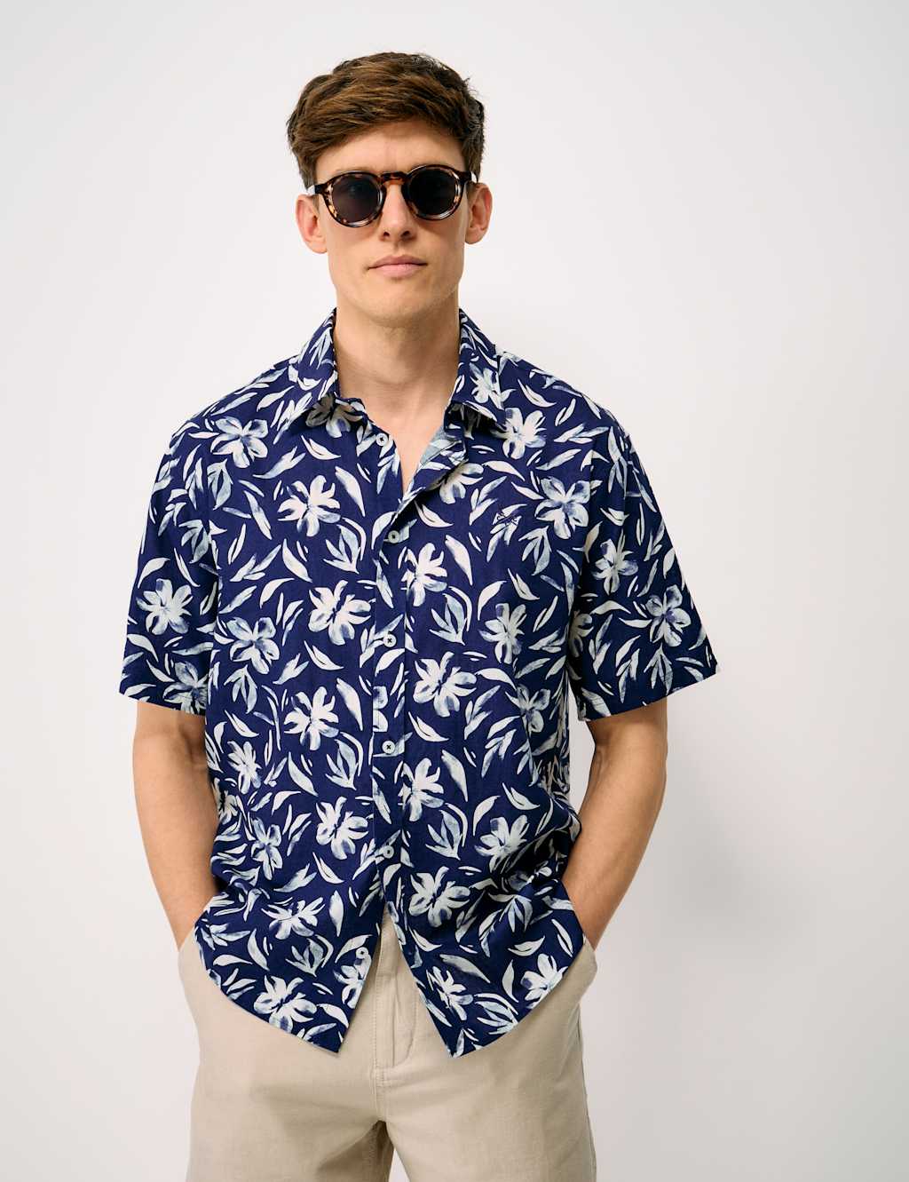 Crew Clothing Men's Linen Cotton Blend Floral Short Sleeve Shirt - L - Navy - Available at M&S