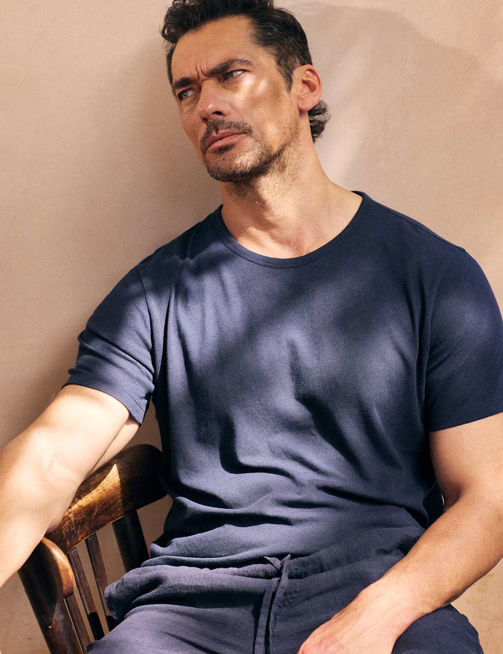 David Gandy Wellwear Men's Ultimate Cotton Linen Blend Tee - S - Navy - Available at M&S