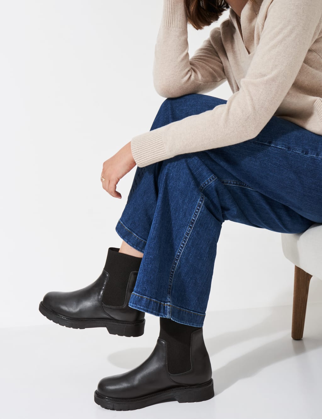 M and s shoes and boots shop