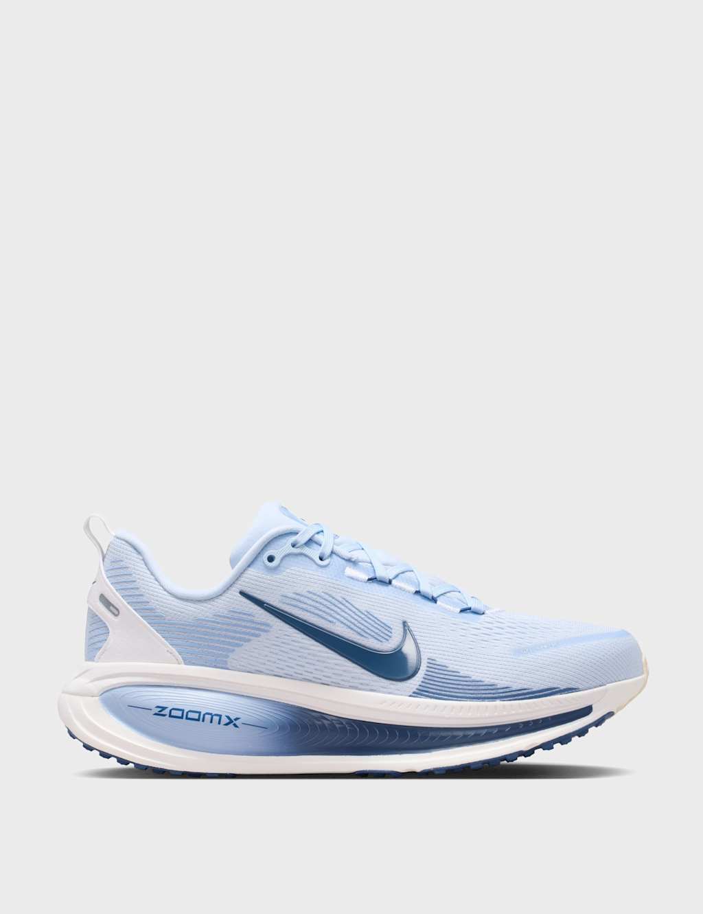 Women's Nike Vomero 18 Trainers - 6½ - Light Blue - Available at M&S