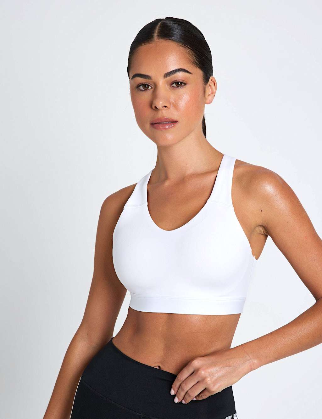 Adidas Women's Essentials Workout Non Wired Sports Bra - Large/A/B - White