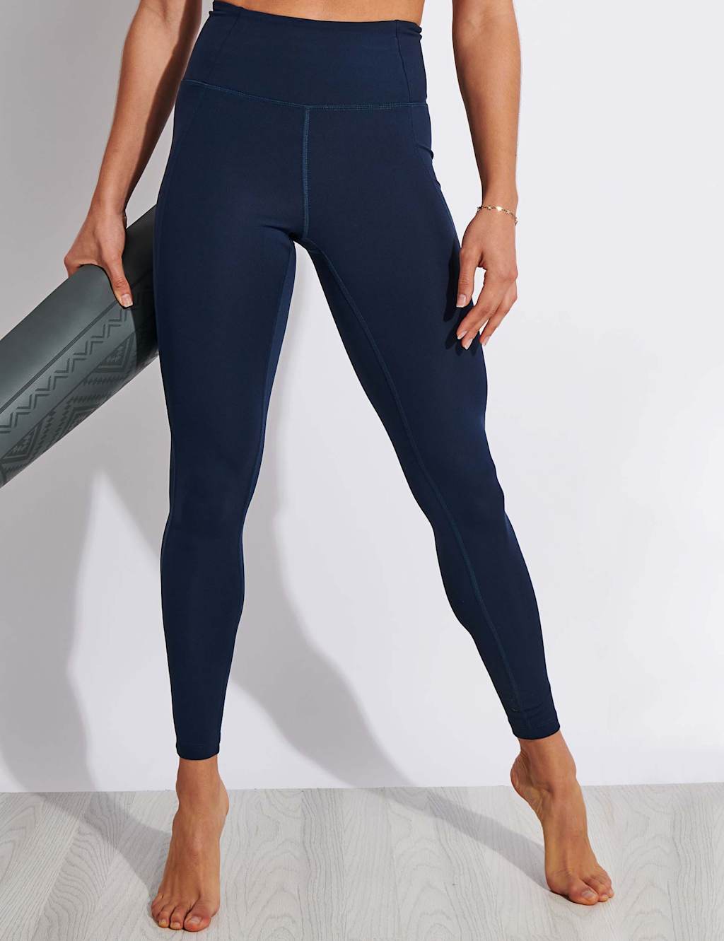 Womenfriend Collective Women's Compressive High Waisted Leggings - Medium - Navy