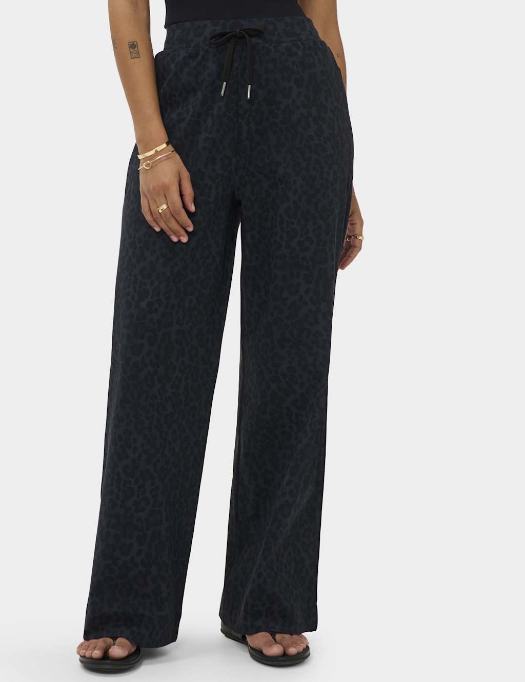 Sweaty Betty Women's Explorer Animal Print Wide Leg Trousers - Large - Black Mix