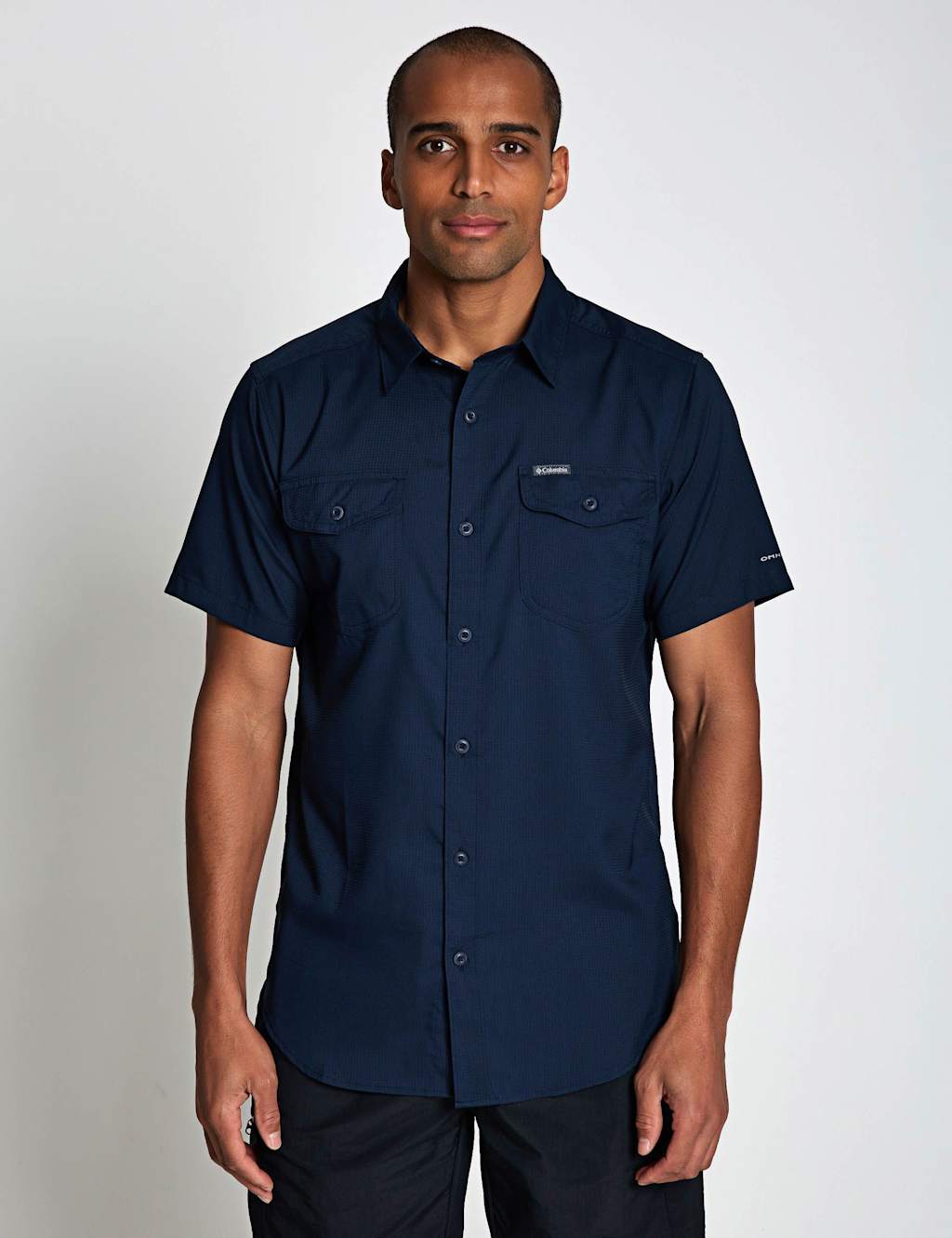 Columbia Men's Utilizer II Solid Short Sleeve Shirt - M - Navy