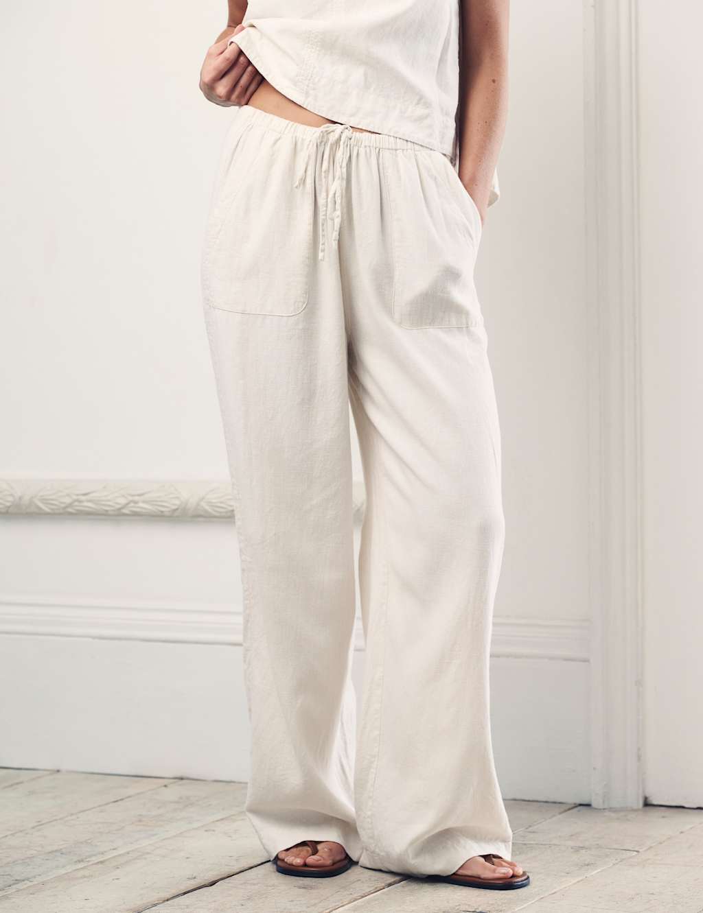 Linen Rich Relaxed Wide Leg Trousers