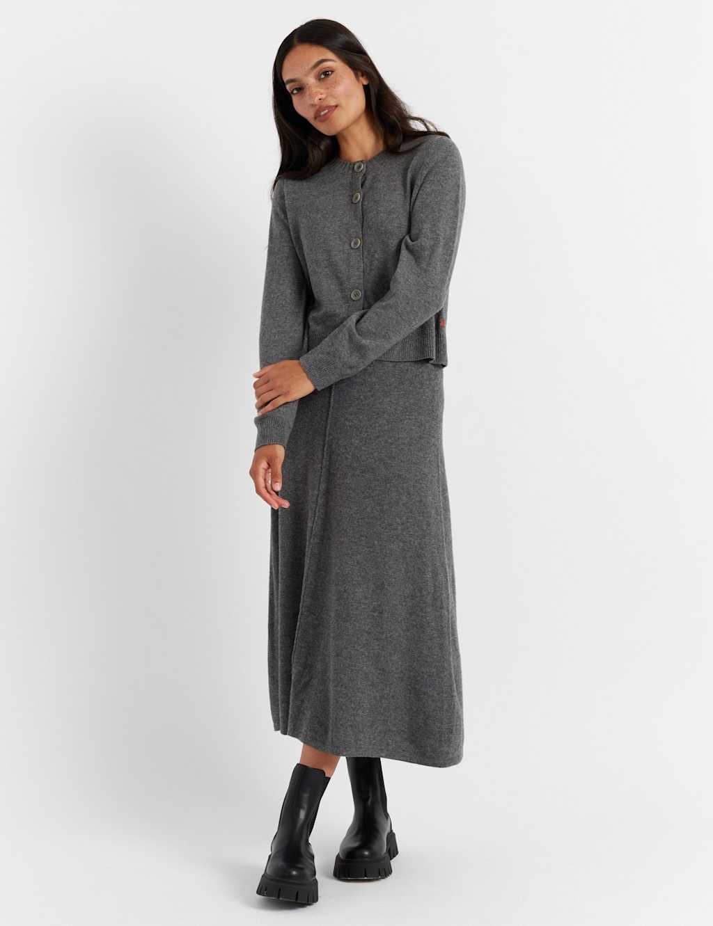 Chinti & Parker Wool Rich Crew Neck Cardigan with Cashmere Grey