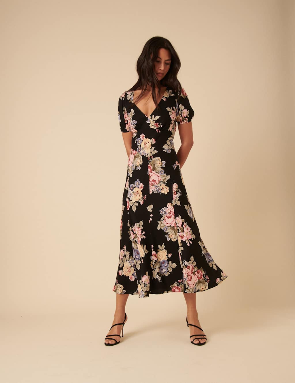 Nobody's Child Floral V-Neck Midi Tea Dress Black
