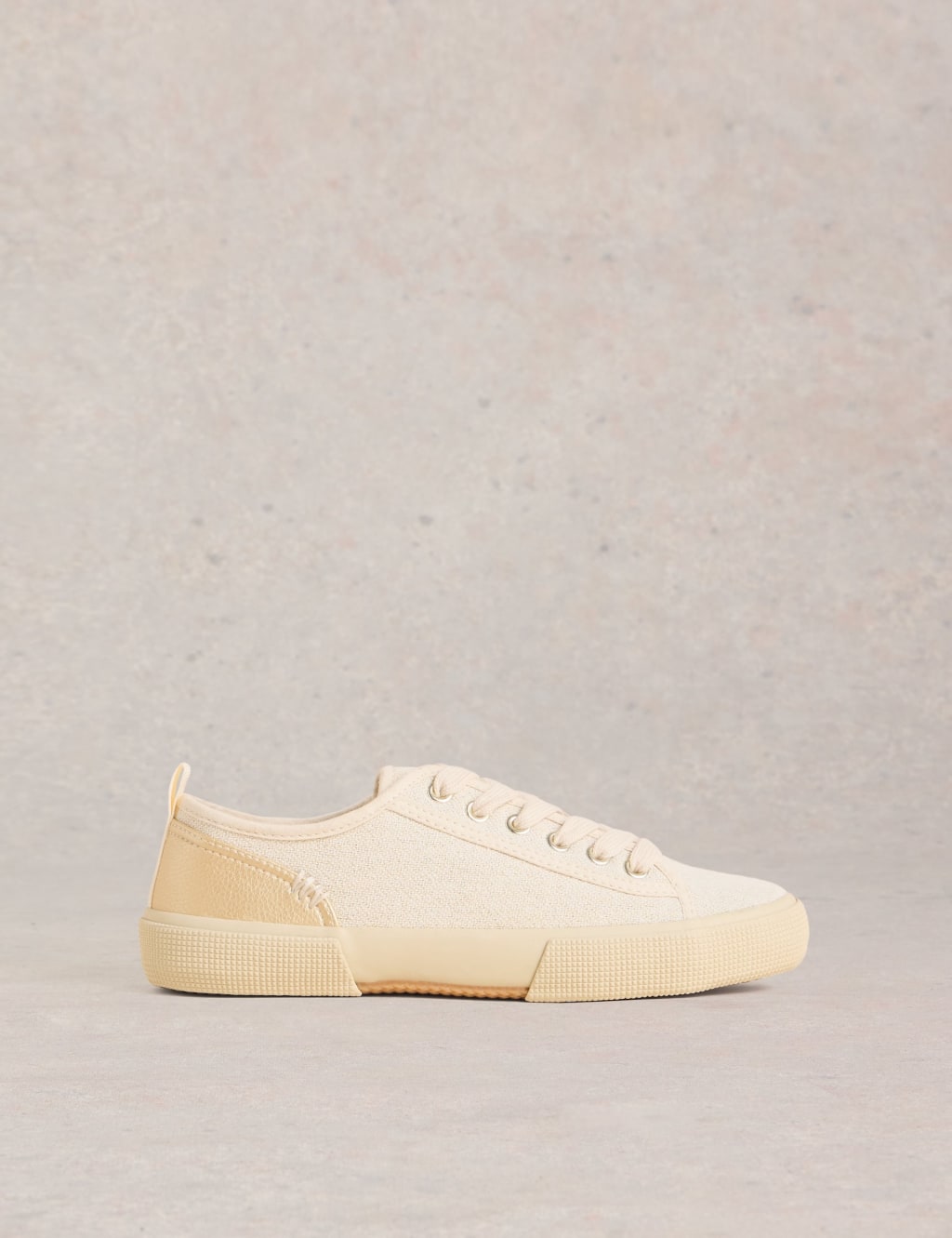 Canvas Trainers