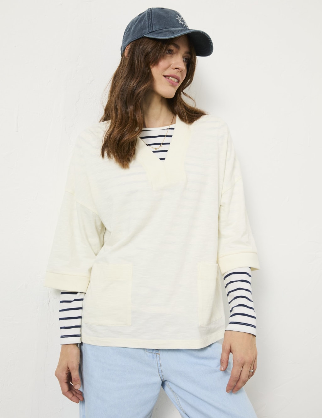 Pure Cotton V-Neck Pocket T-Shirt