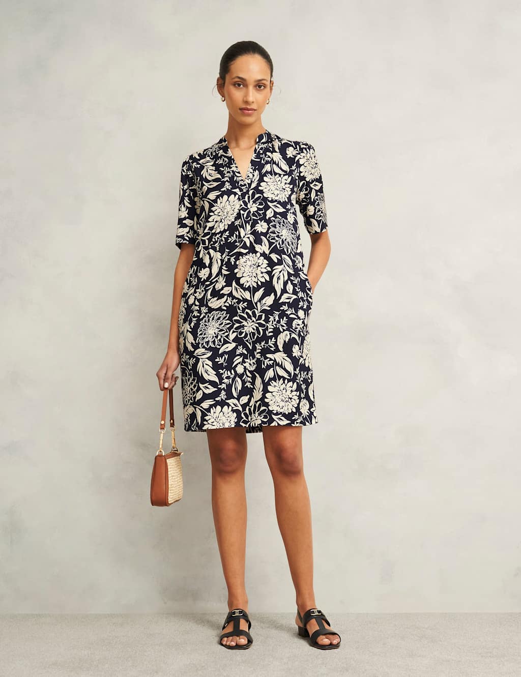 Floral V-Neck Knee Length Shift Dress