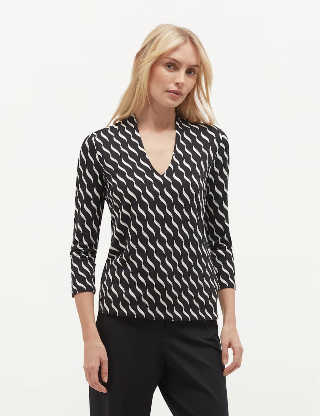 Hobbs Women's Jersey Geometric Print V-Neck Top - Medium - Blue Mix - Available at M&S