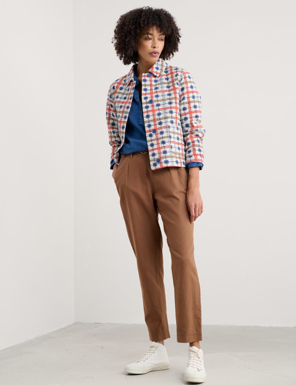 Cotton Linen Blend Tapered Ankle Grazer Trousers