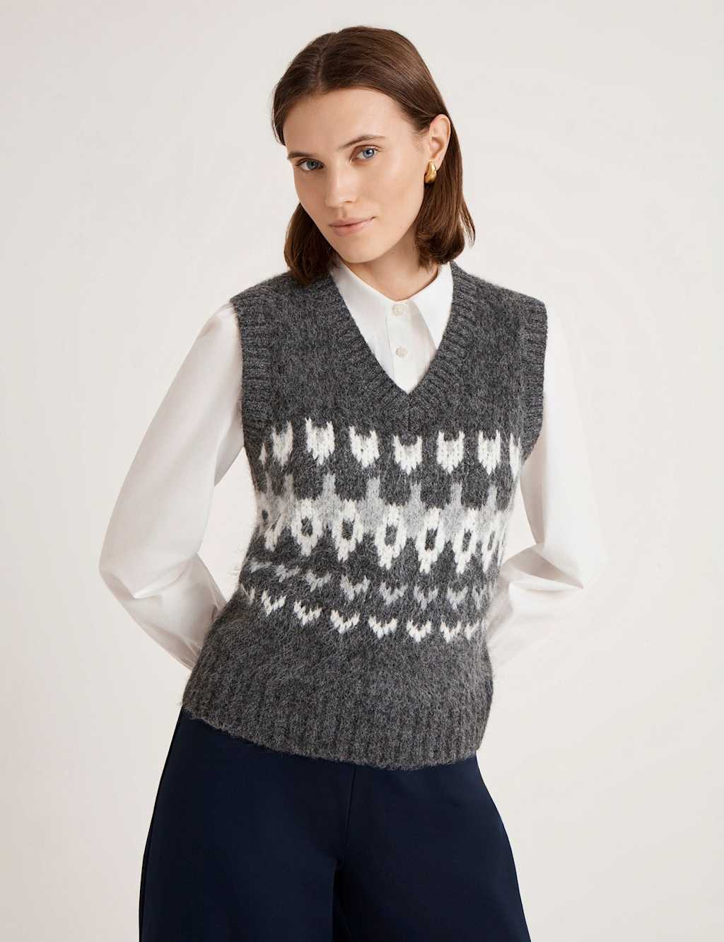 Finery London Fair Isle V-Neck Knitted Vest with Wool Grey