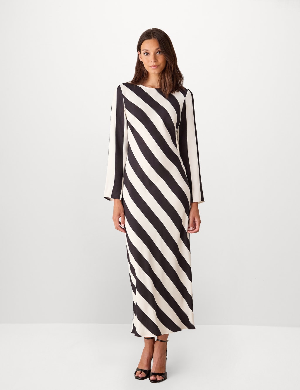 Black and white striped casual dress 2025