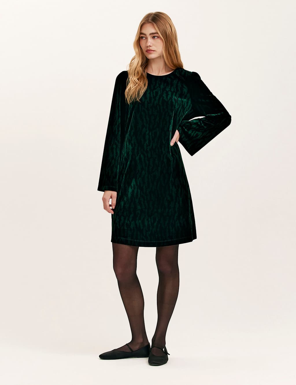 Finery London Velvet Animal Print Knee Length Shift Dress Green Mix