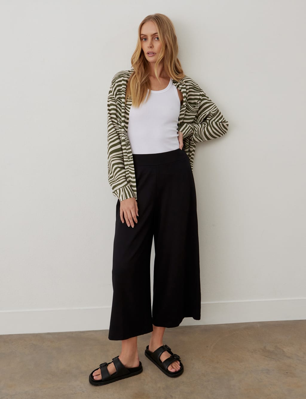 Miribel Ponte Jersey Wide Leg Trouser