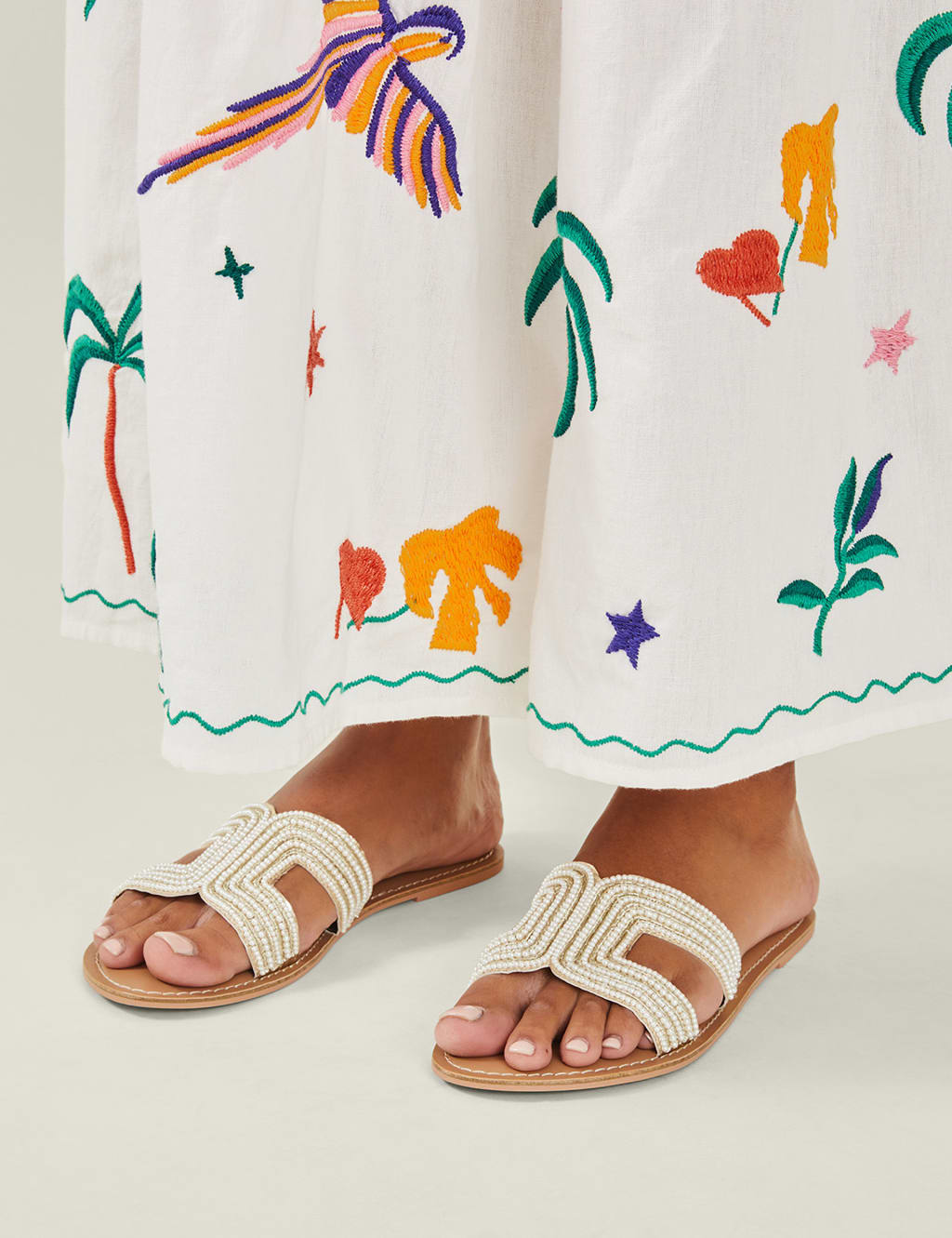 Beaded Flat Sliders