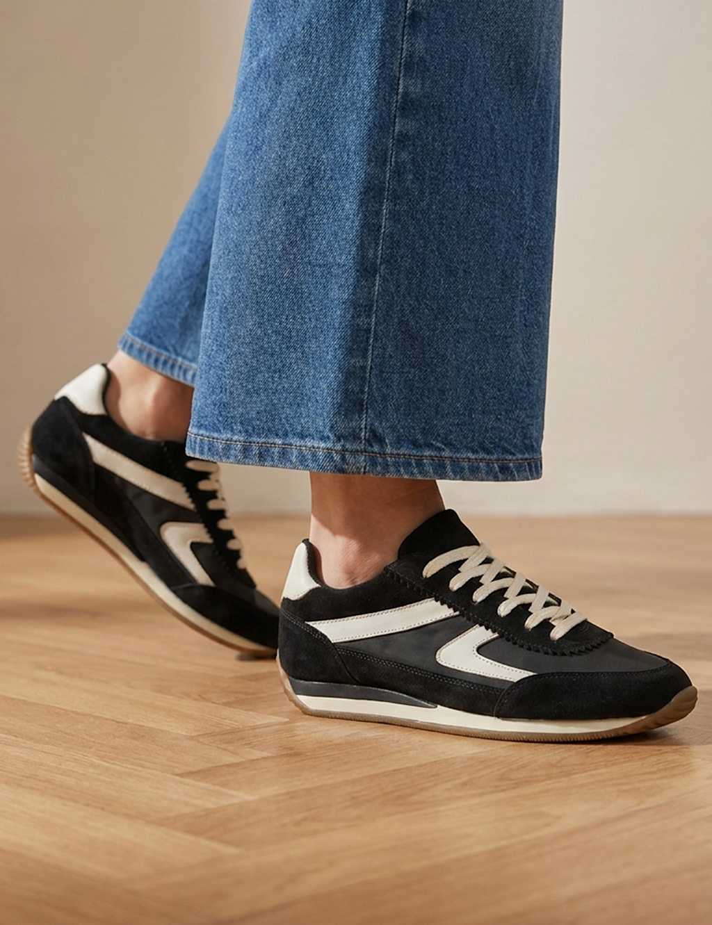 Jones Bootmaker Women's Aeries Leather Lace Up Trainers - 6 - Black Mix - Available at M&S
