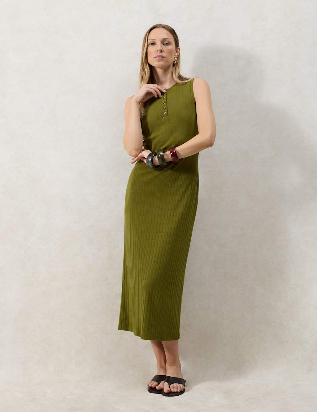 Ro&Zo Women's Olive Rib Column Dress - MREG - Dark Green, Dark Green