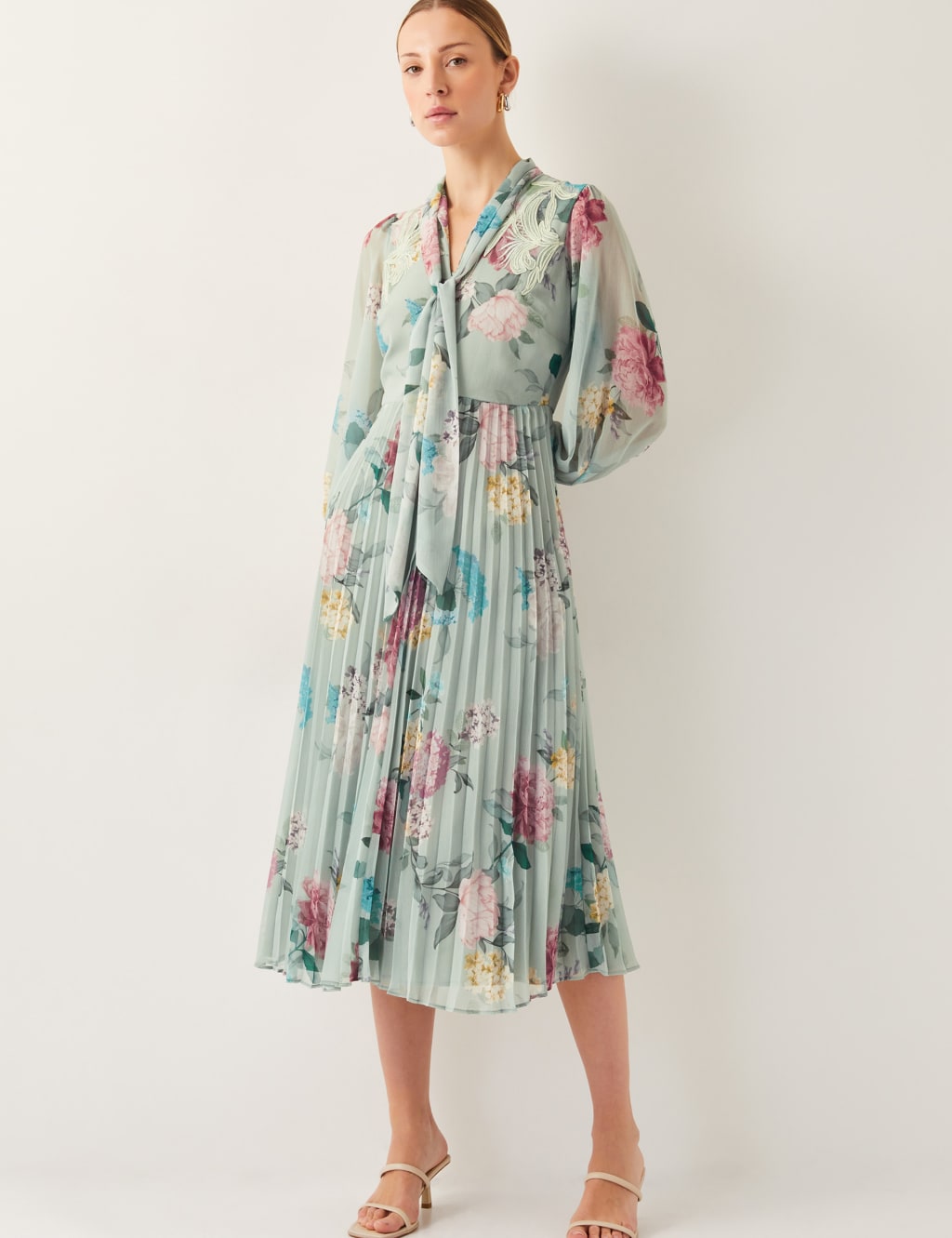 Floral V-Neck Pleated Shirt Dress