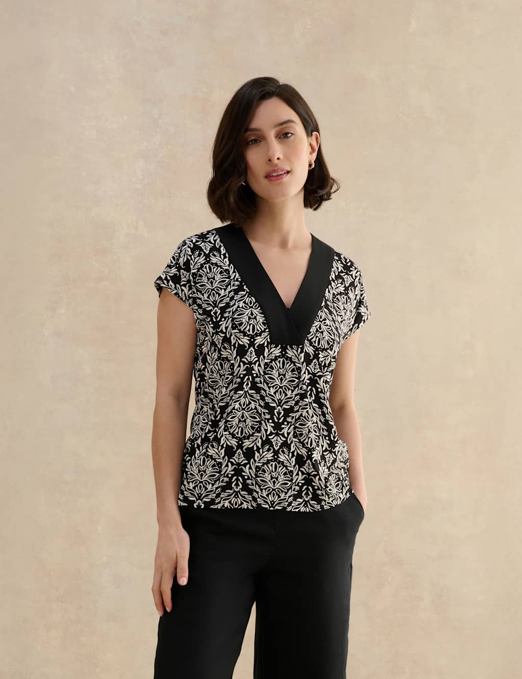 Hobbs Women's Jersey Printed V-Neck Top - Medium - Black Mix - Available at M&S