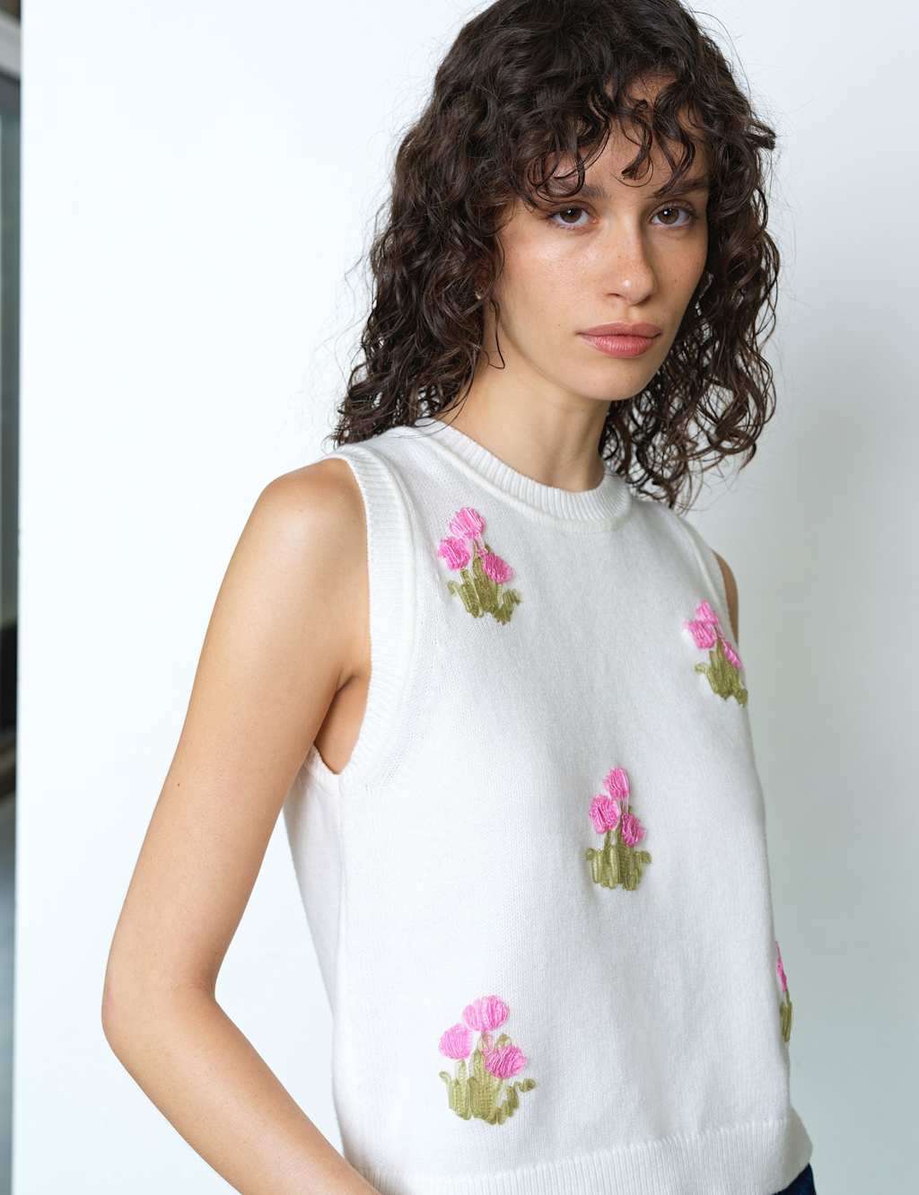 French Connection Women's Cotton Rich Appliqué Knitted Vest - Extra Small - Cream Mix - Available at M&S