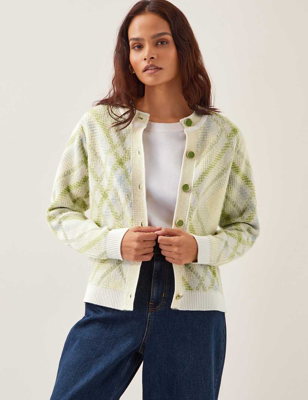 Textured Argyle Crew Neck Cardigan with Wool