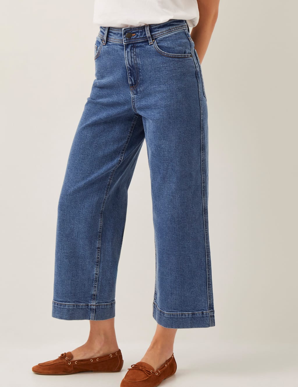 High Waisted Straight Leg Cropped Jeans