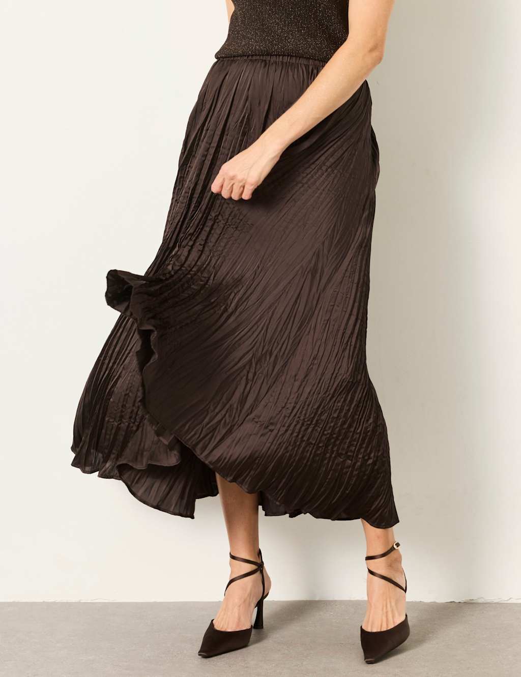 Fatface Women's Crinkle Pleated Maxi Skirt - 18 - Chocolate - Available at M&S