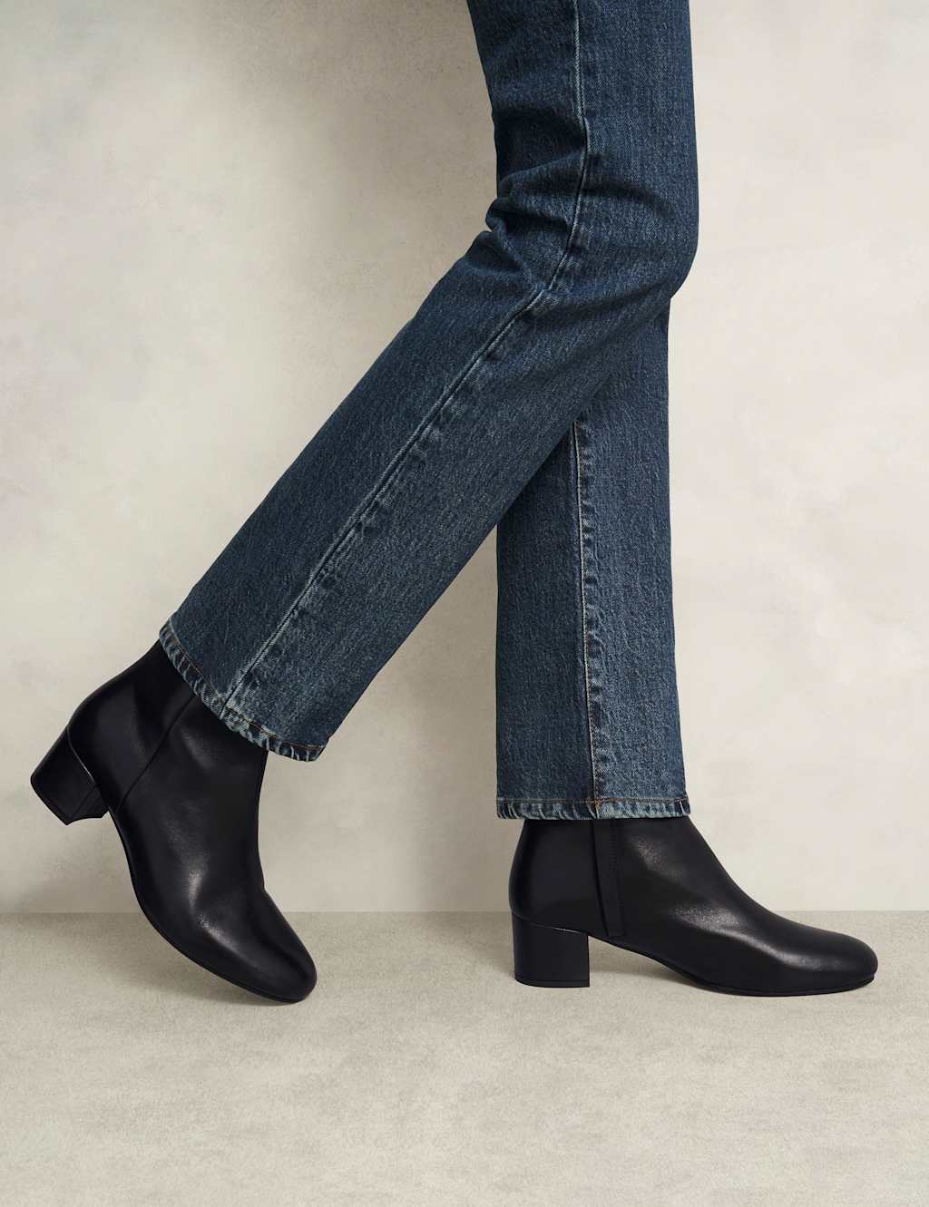 HOBBS Leather Block Heel Ankle Boots Black