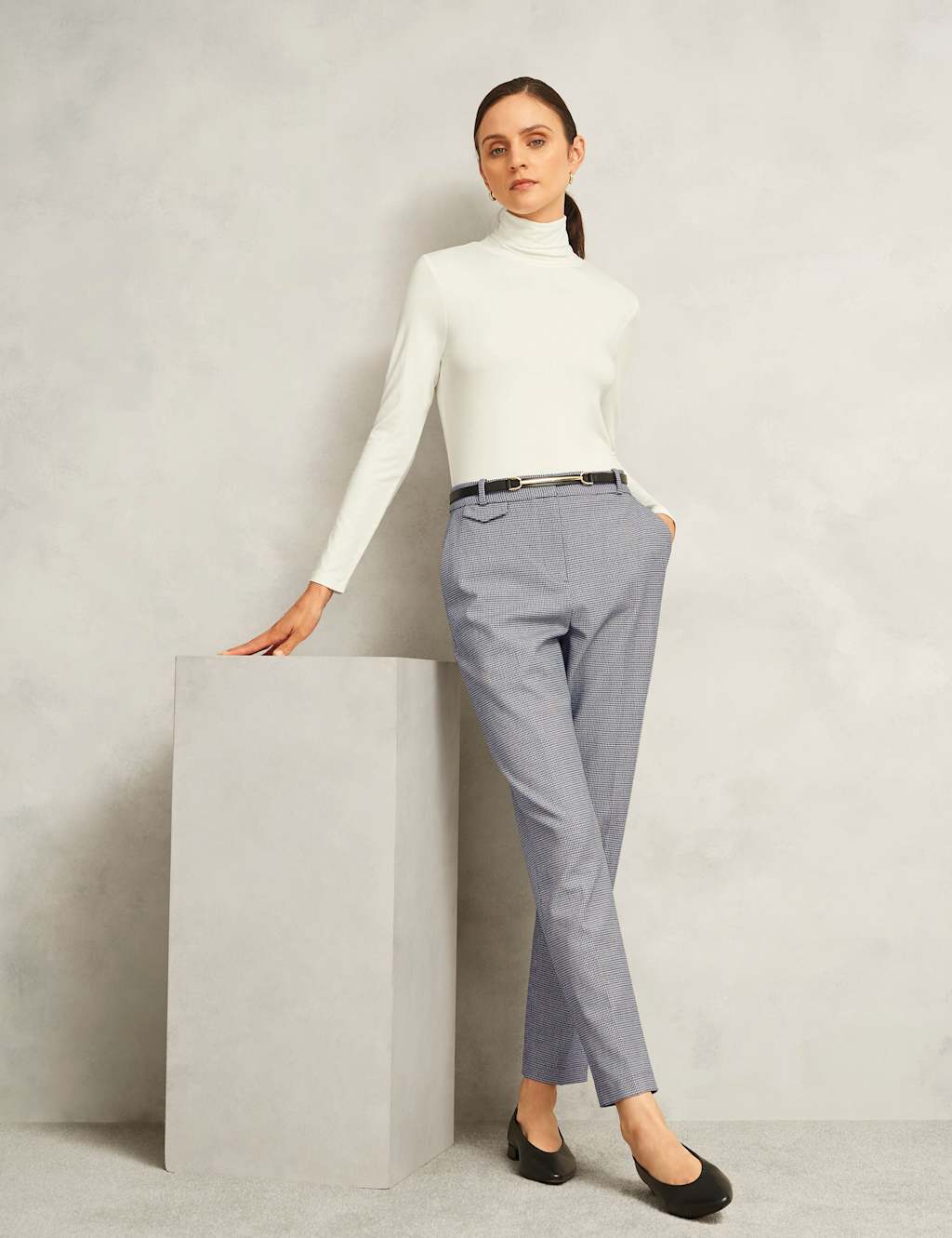 HOBBS Houndstooth Checked Tapered Trousers Multi