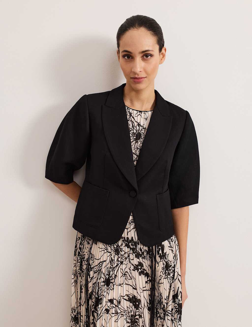 Cropped Blazer