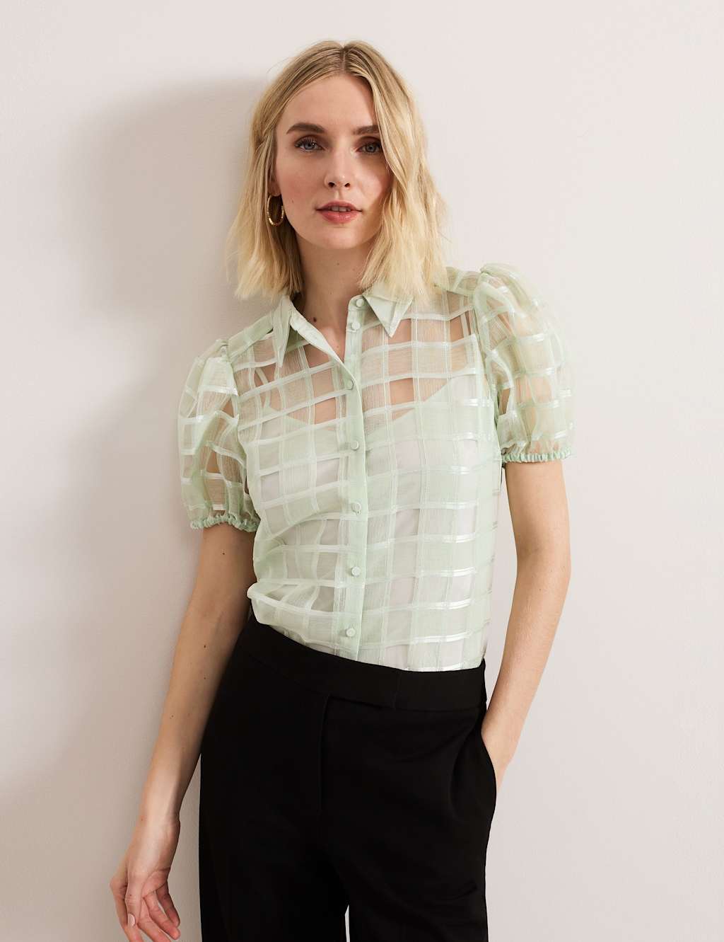 Checked Puff Sleeve Blouse
