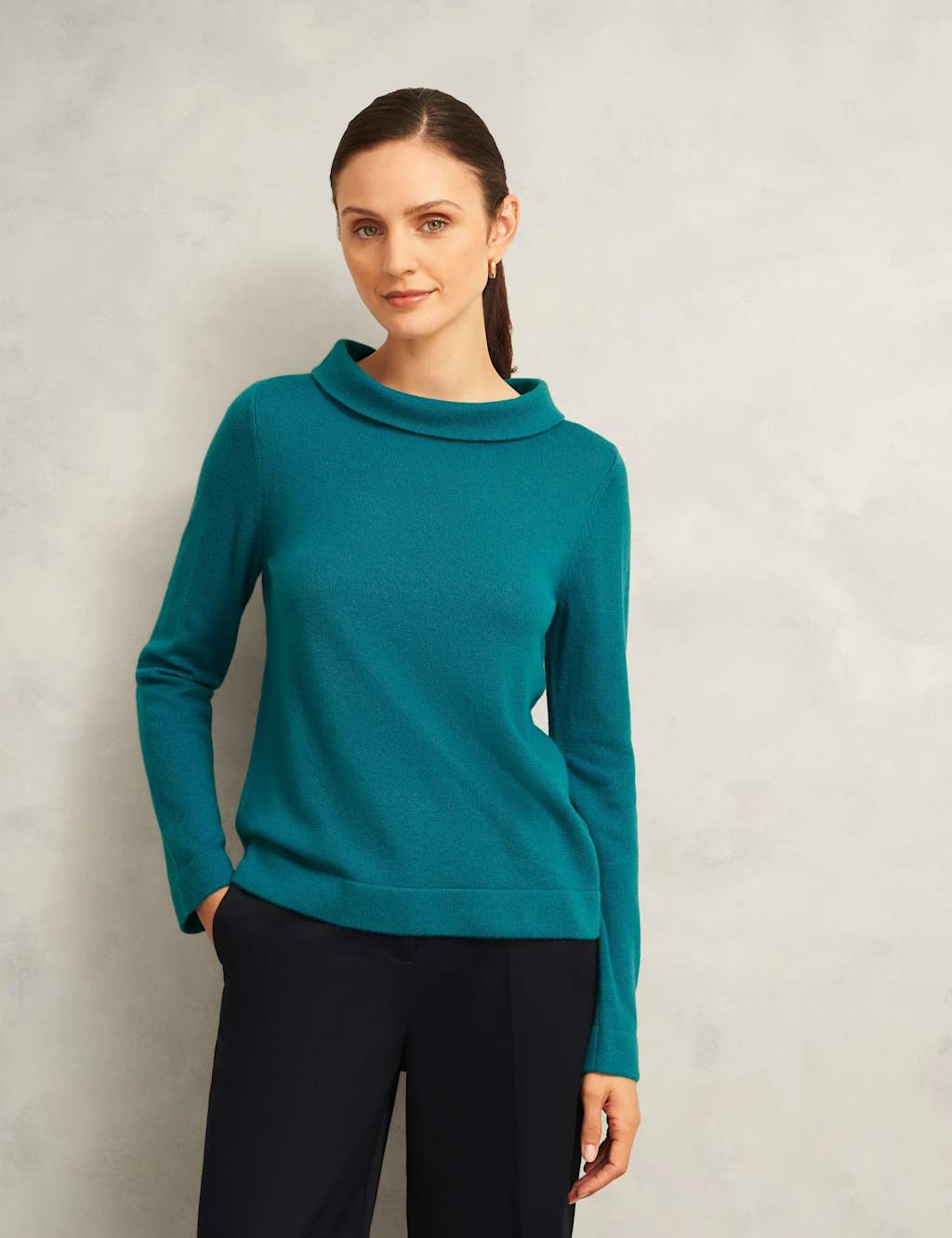 HOBBS Merino Wool Rich Jumper with Cashmere Dark Green