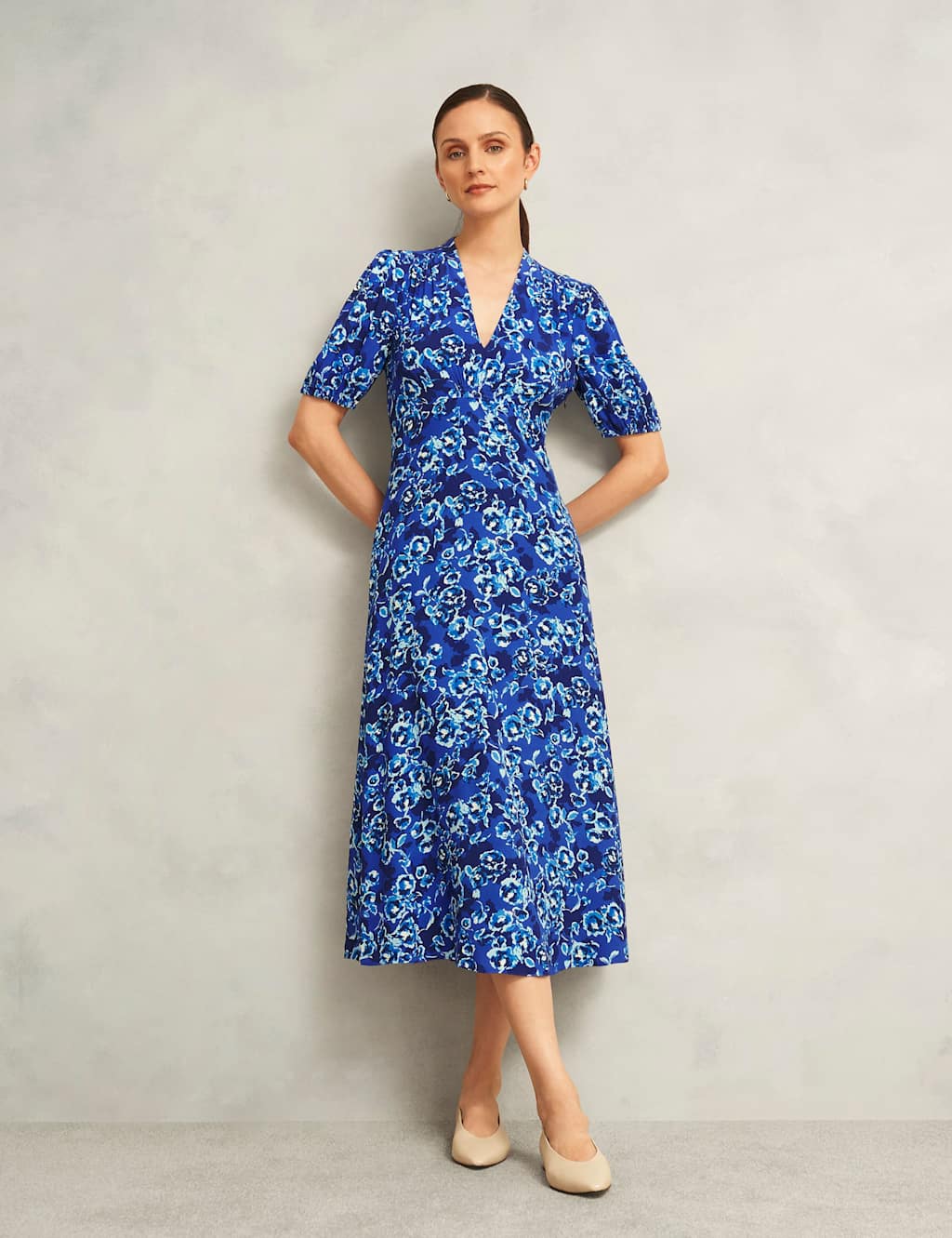 HOBBS Floral V-Neck Knee Length Tea Dress Blue