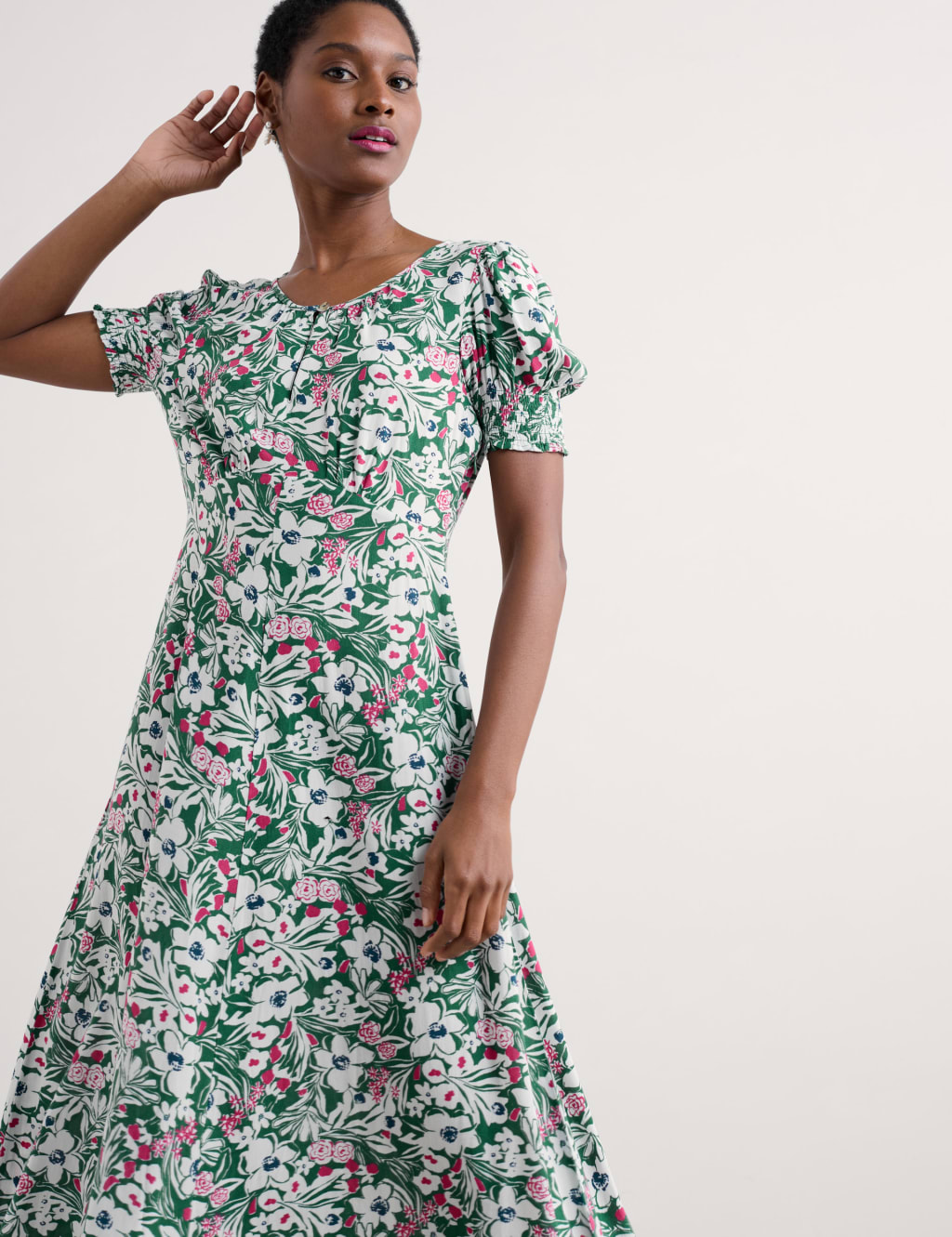 Floral Scoop Neck Midaxi Waisted Dress