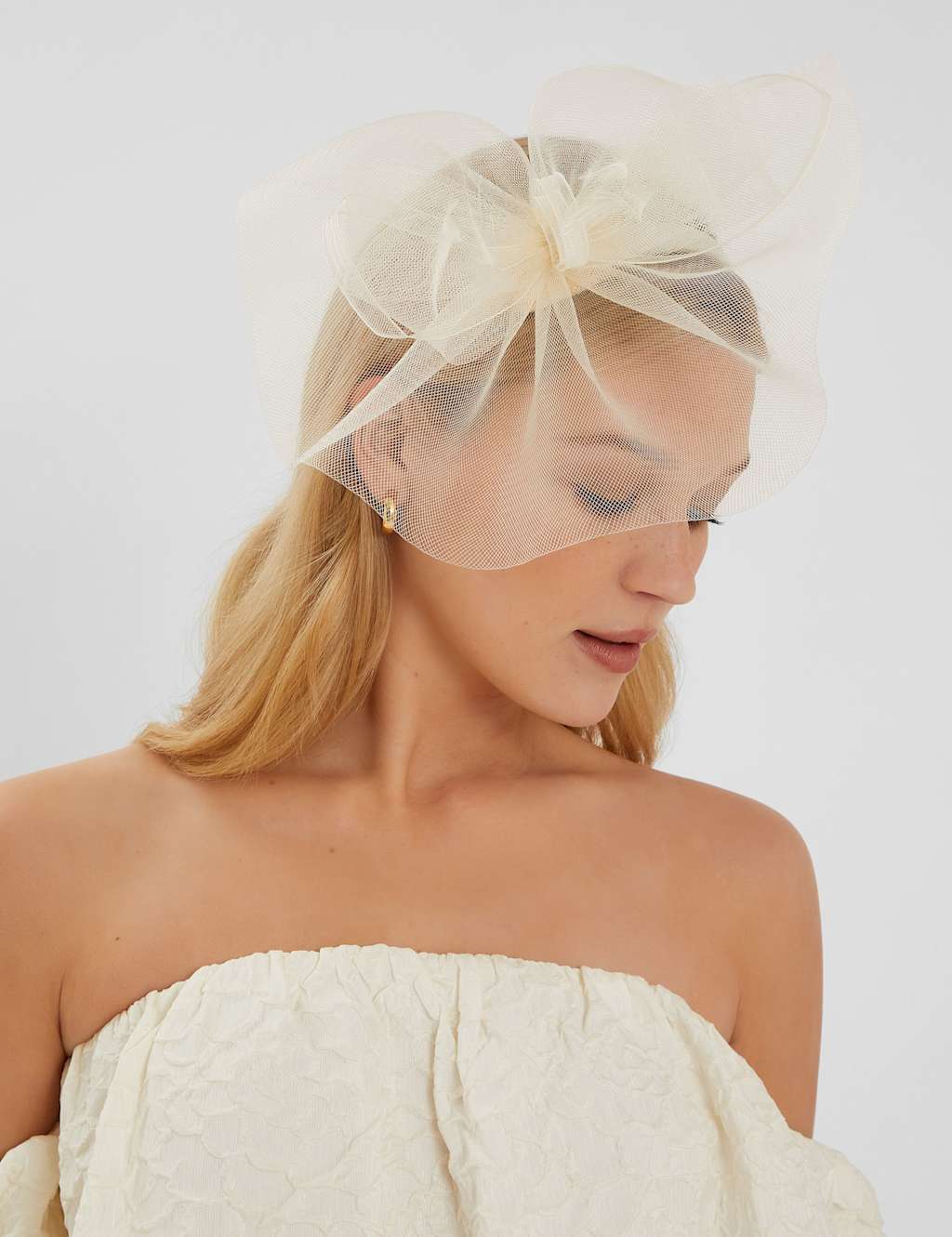 Bow Fascinator